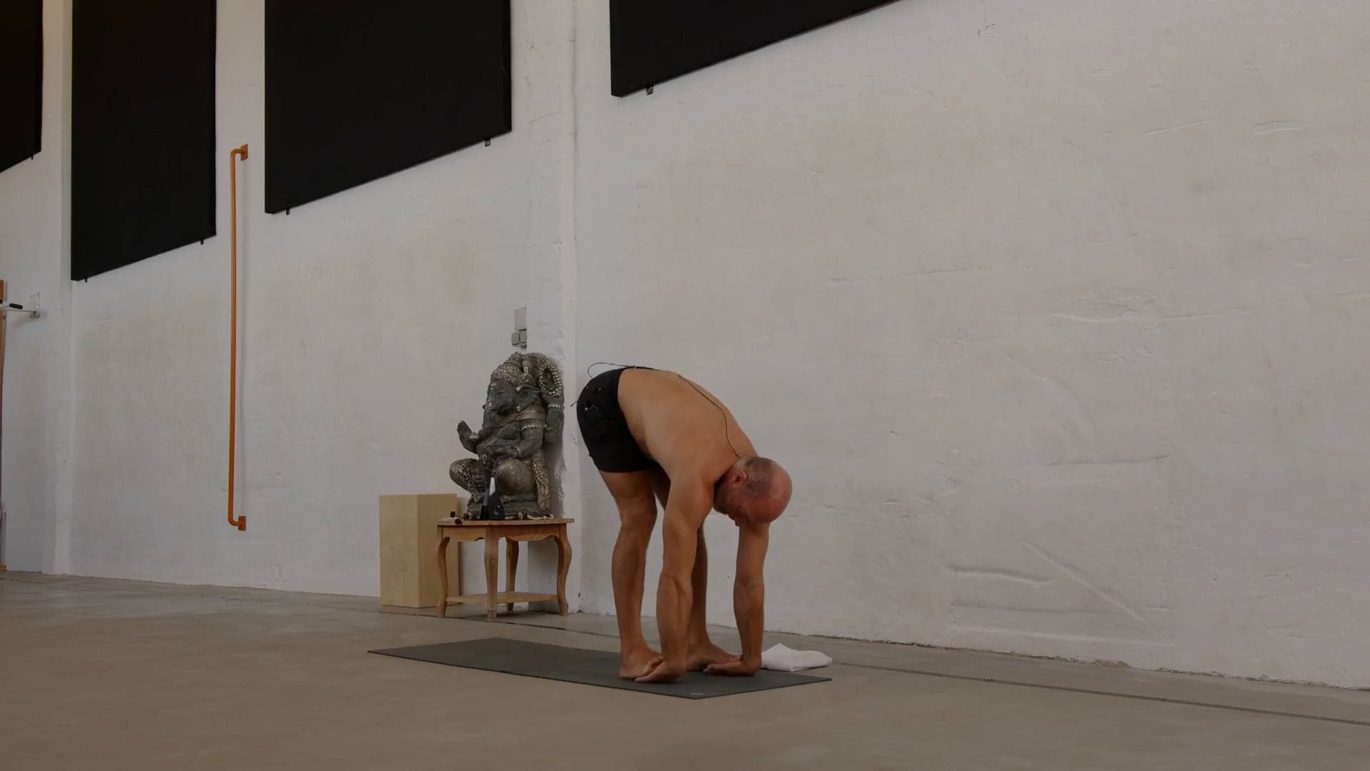 KOT (knees over toes)